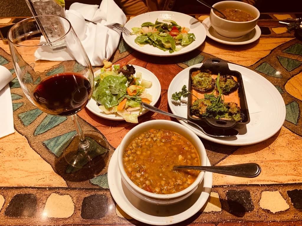 Carrabbas Italian Grill | meal takeaway | 19900 E Valley View Pkwy, Independence, MO 64055, USA | 8167959944 OR +1 816-795-9944