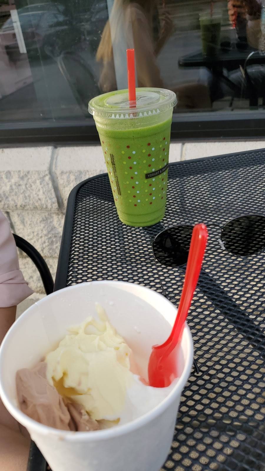 Red Mango | restaurant | 5230 Dempster St, Skokie, IL 60077, USA | 8479671300 OR +1 847-967-1300