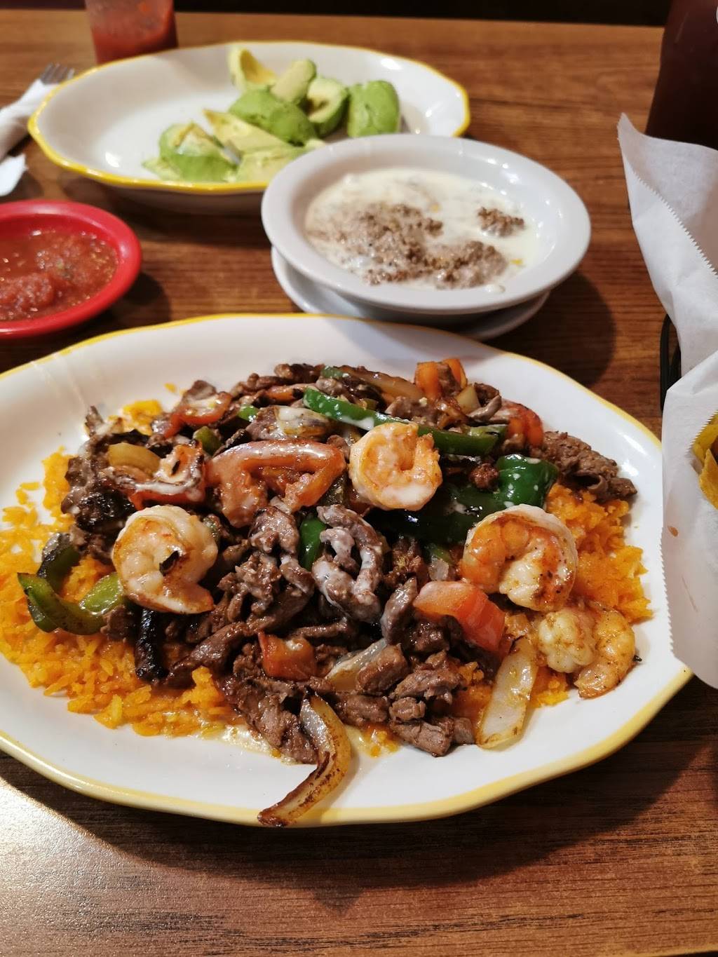 La Casa Salsa | restaurant | 4821 Avenue O #1, Fort Madison, IA 52627, USA | 3193720220 OR +1 319-372-0220