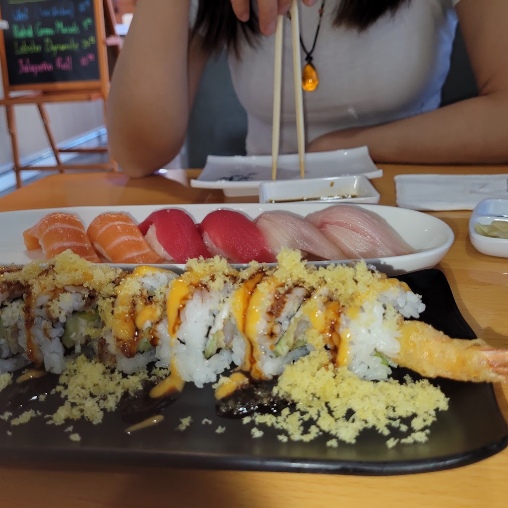 Sake Sushi & Grill | restaurant | 460 El Camino Way, Lake Havasu City, AZ 86403, USA | 9284530027 OR +1 928-453-0027