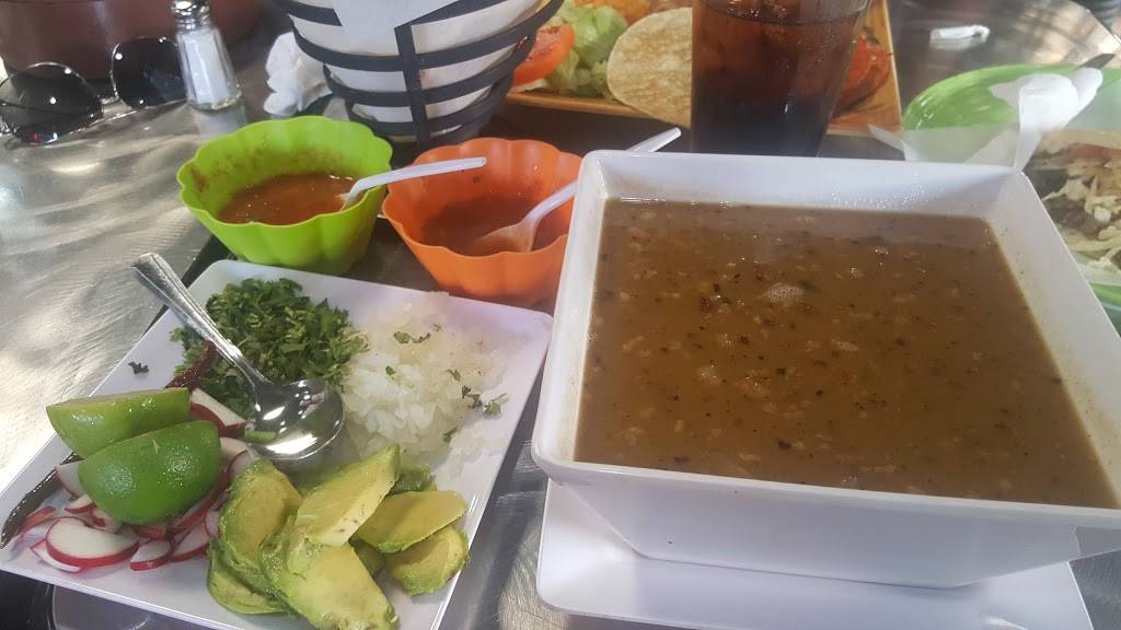 Chips & Salsa Taquerías y Mariscos | restaurant | 14235 S Western Ave, Blue Island, IL 60406, USA | 7082391155 OR +1 708-239-1155