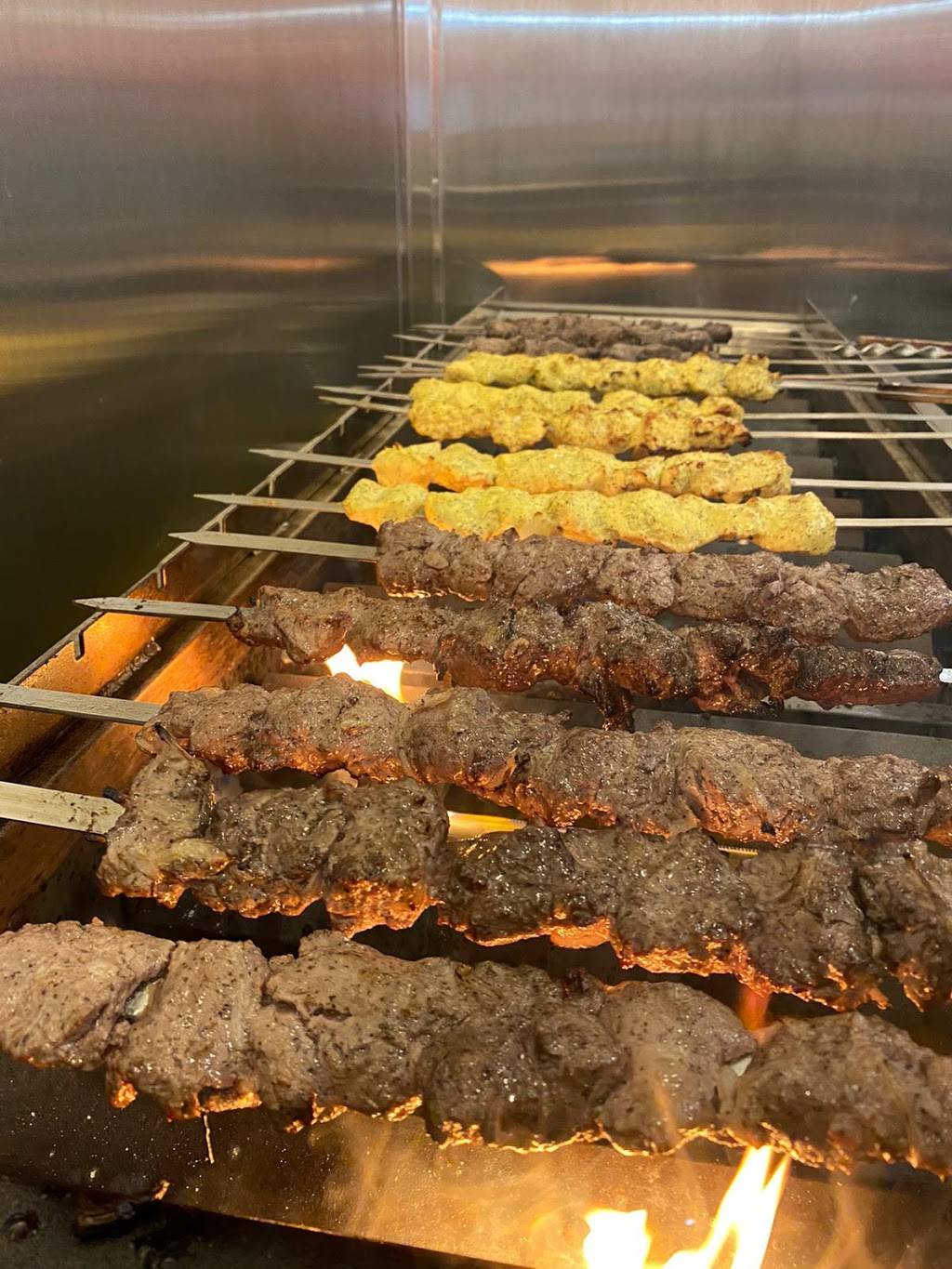 Grillers Mediterranean Kitchen | restaurant | 425 N Brand Blvd, Glendale, CA 91203, USA | 8189455525 OR +1 818-945-5525