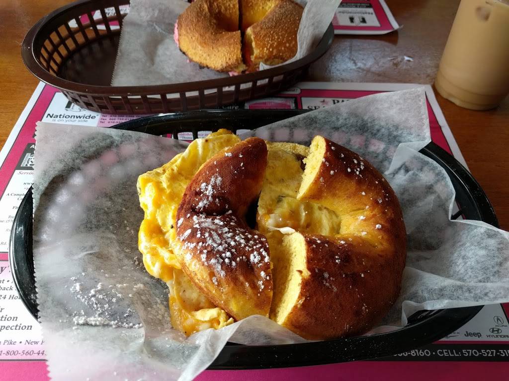 The Bagel Bunch - Jim Thorpe/Lehighton Area | restaurant | 300 Mauch Chunk St, Lehighton, PA 18235, USA | 6103772233 OR +1 610-377-2233