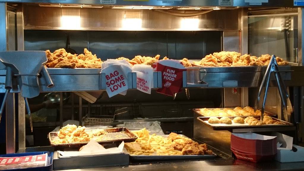 Churchs Chicken | restaurant | 4401 N Interstate Hwy 35 Suite 896, Round Rock, TX 78664, USA | 5128636260 OR +1 512-863-6260