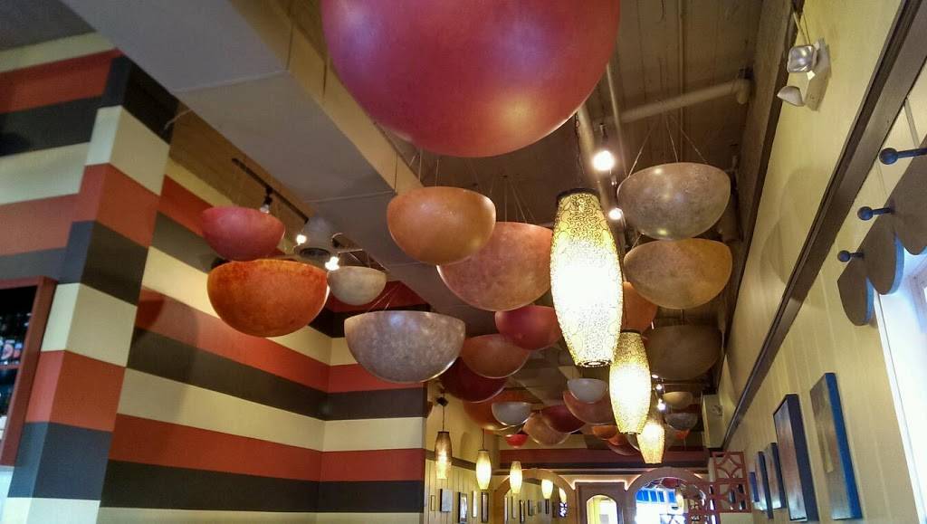 Aladdins Eatery Clintonville | restaurant | 2931 N High St, Columbus, OH 43202, USA | 6142622414 OR +1 614-262-2414