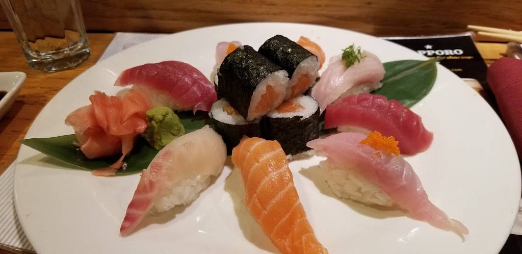 Akebono Fusion Sushi | restaurant | 252 Broadway Greenlawn, Huntington, NY 11743, USA | 6312628800 OR +1 631-262-8800