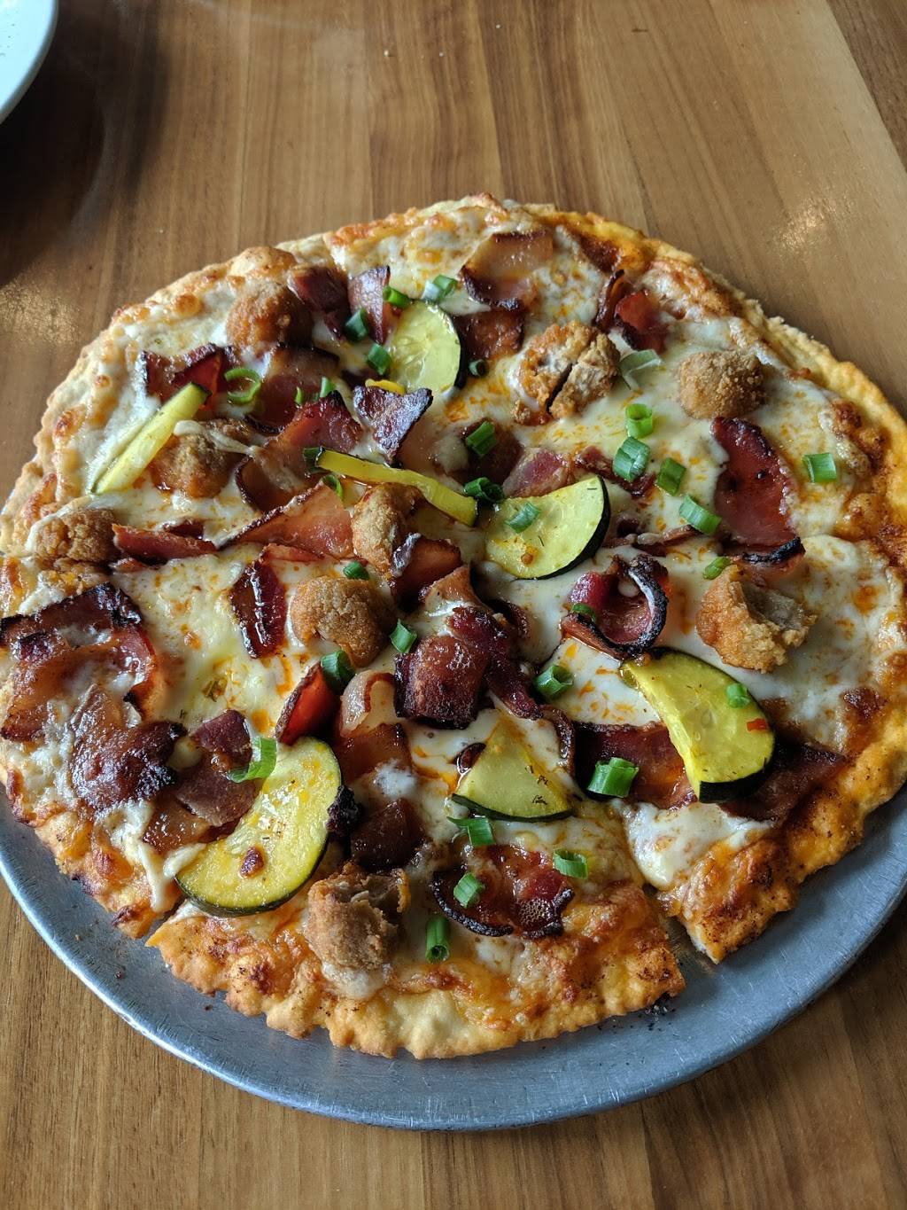 Gusto Pizza Co. | restaurant | 2800 University Ave, West Des Moines, IA 50266, USA | 5152251881 OR +1 515-225-1881
