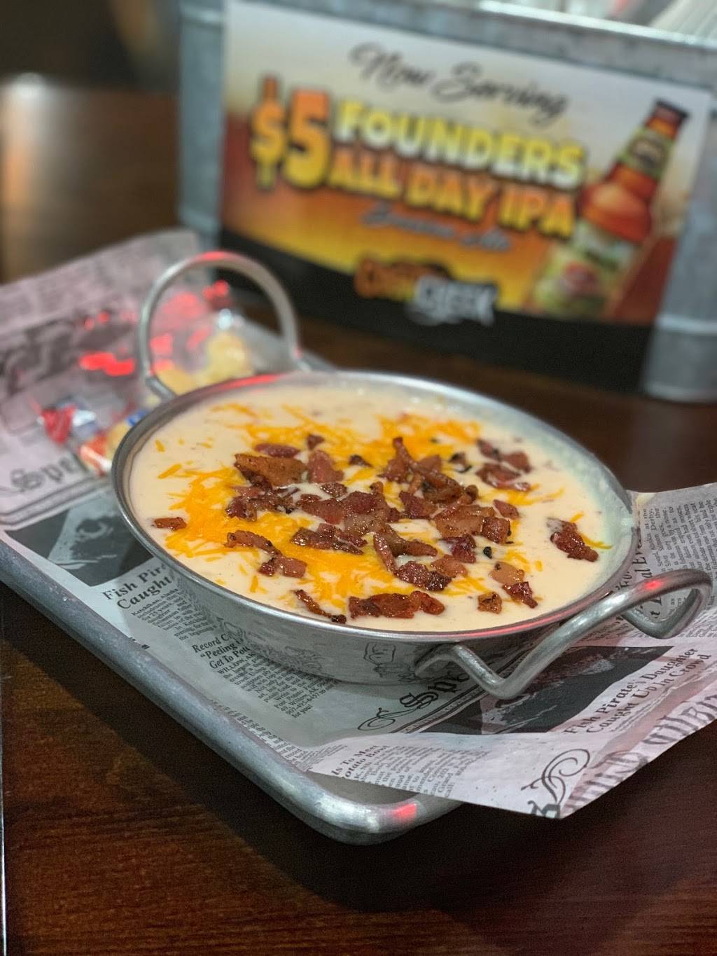 Coon Creek | restaurant | 66280 North Ave, Ray, MI 48096, USA | 5867845989 OR +1 586-784-5989