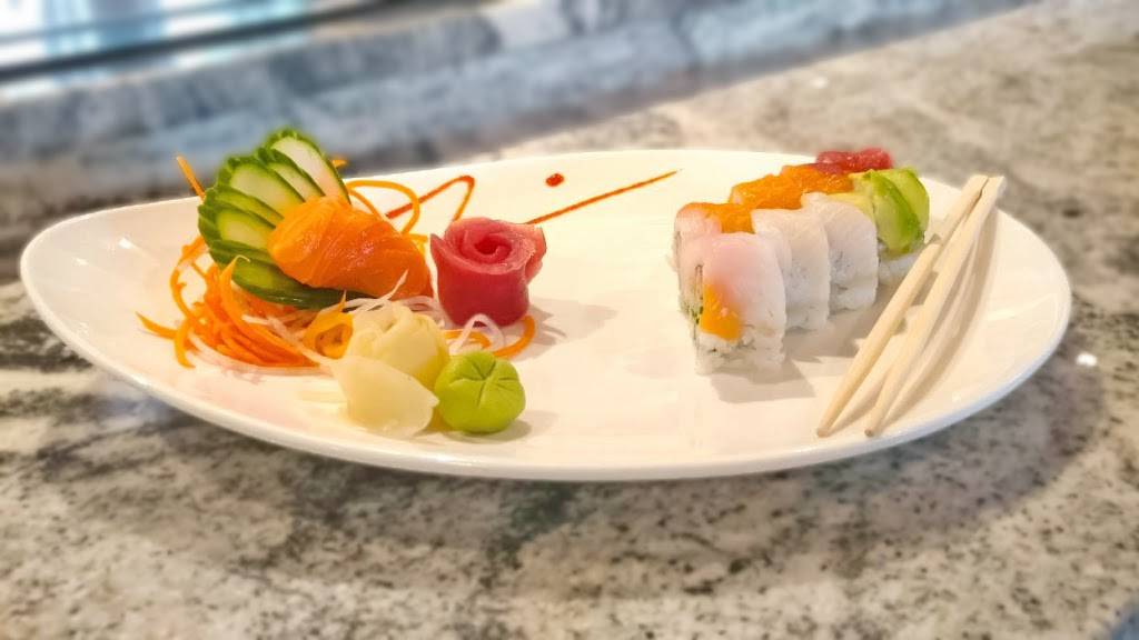 East! Japanese Kitchen Bar & Grill | restaurant | 2701 E Fowler Ave, Tampa, FL 33612, USA | 8134257960 OR +1 813-425-7960