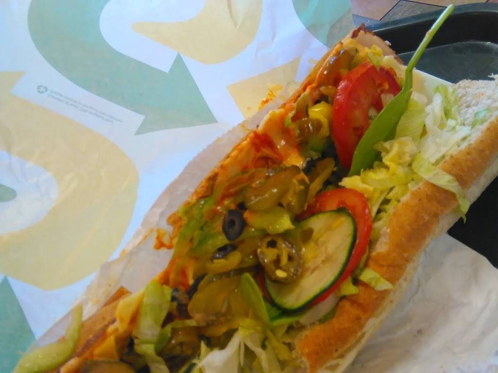 Subway Restaurants | restaurant | 2353 Pacific Ave Suite C, Stockton, CA 95204, USA | 2099449552 OR +1 209-944-9552