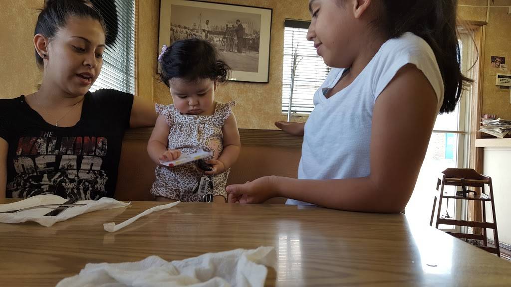 Chefs Diner | restaurant | 127 Jefferson St, Stamford, CT 06902, USA | 2033242433 OR +1 203-324-2433