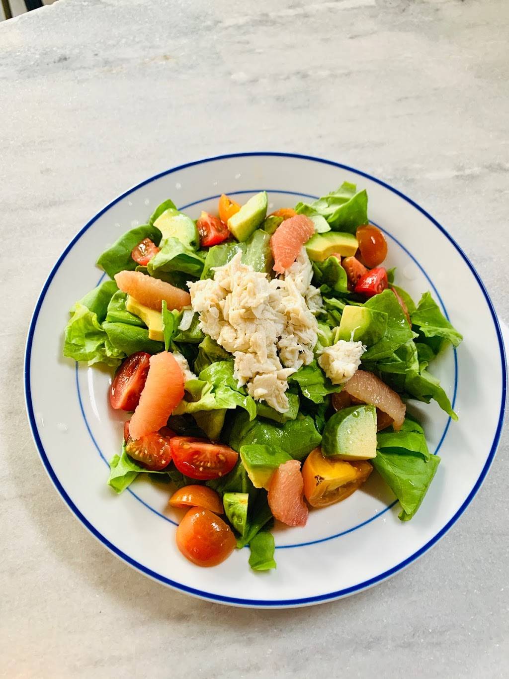 The Jetty Lobster & Raw Bar | restaurant | 73 Spring St, Charleston, SC 29403, USA | 8438017795 OR +1 843-801-7795