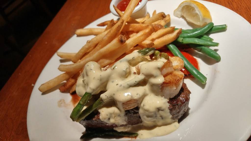 The Keg Steakhouse + Bar - Estate Drive | restaurant | 60 Estate Dr, Scarborough, ON M1H 2Z1, Canada | 4164381452 OR +1 416-438-1452