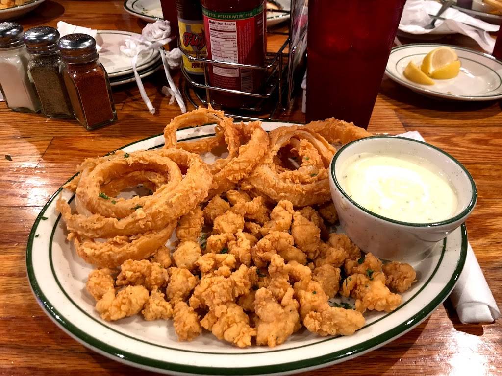 Floyds Seafood - Beaumont | restaurant | 2290 I-10 S, Beaumont, TX 77707, USA | 4098420686 OR +1 409-842-0686
