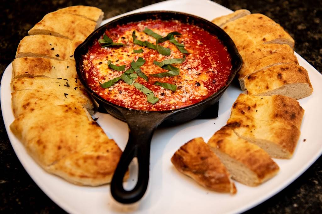 Pizzeria Pezzo | restaurant | 2143 4th St, White Bear Lake, MN 55110, USA | 6517887844 OR +1 651-788-7844