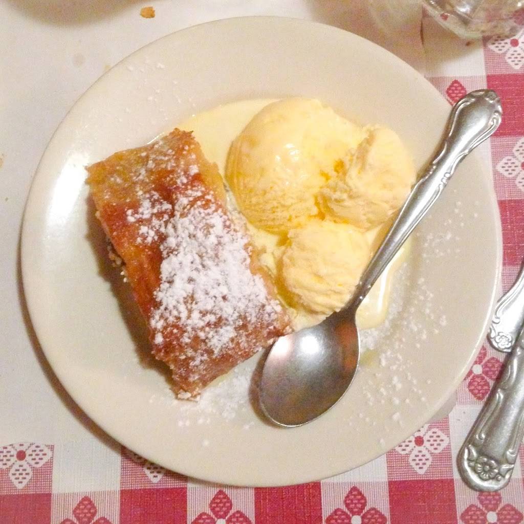 The Clinton | restaurant | 9-17 Clintonville St, Whitestone, NY 11357, USA | 7187464800 OR +1 718-746-4800