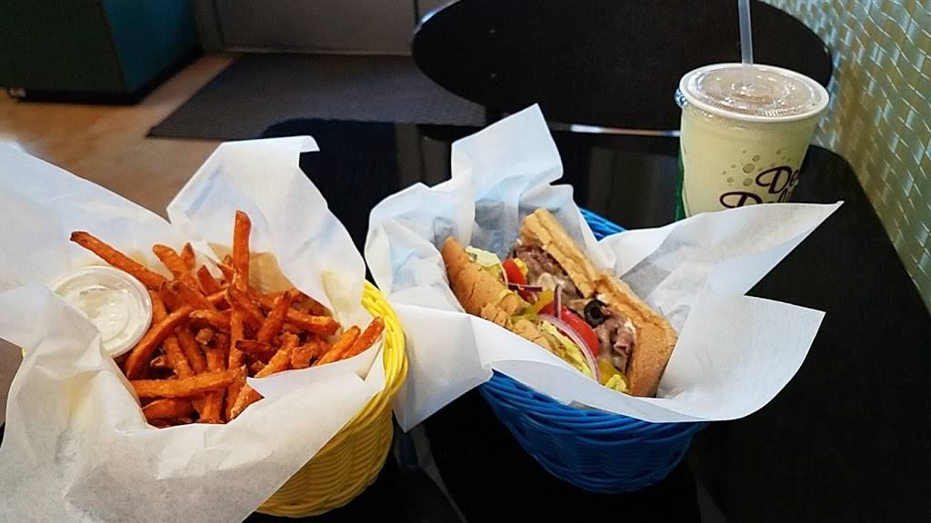 Deli Delicious Downtown - Tulare / N. St | restaurant | 970 N St, Fresno, CA 93721, USA | 5594431111 OR +1 559-443-1111