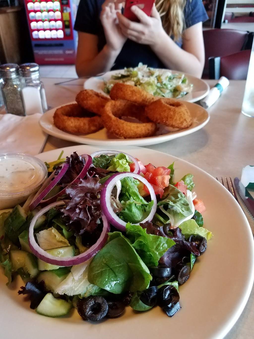 Rock Creek Kitchen & Bar | restaurant | 7768 W 130th St, Middleburg Heights, OH 44130, USA | 4408870900 OR +1 440-887-0900