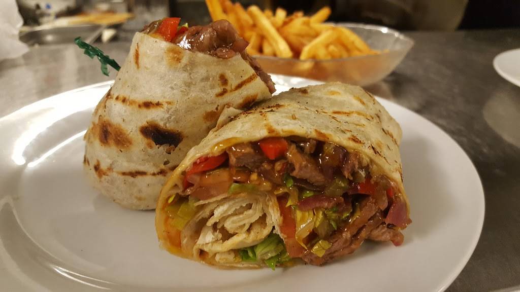 Simcoe Blues and Jazz, Bar & Grill | restaurant | 926 Simcoe St N, Oshawa, ON L1G 4W2, Canada | 9054351111 OR +1 905-435-1111