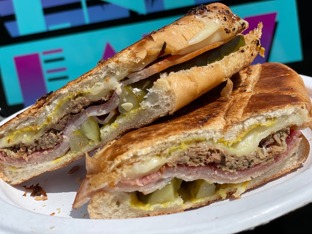 Venice Eatz | restaurant | 1562 S Tamiami Trail #4b, Venice, FL 34293, USA | 9414512048 OR +1 941-451-2048