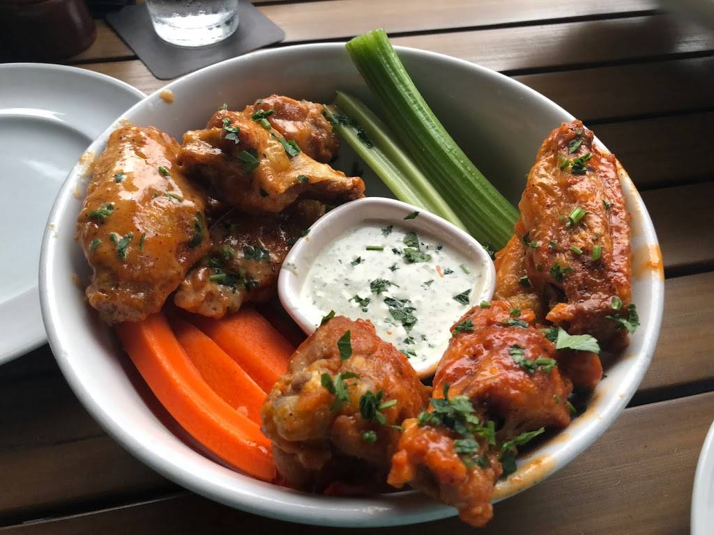 Marlows Tavern | restaurant | 6889 Eagle Watch Dr, Orlando, FL 32822, USA | 4079852381 OR +1 407-985-2381