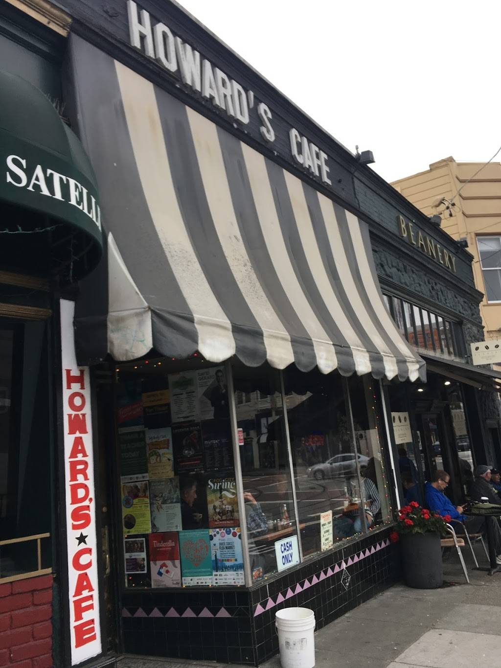 Howards Cafe | cafe | 1309 9th Ave, San Francisco, CA 94122, USA | 4155644723 OR +1 415-564-4723