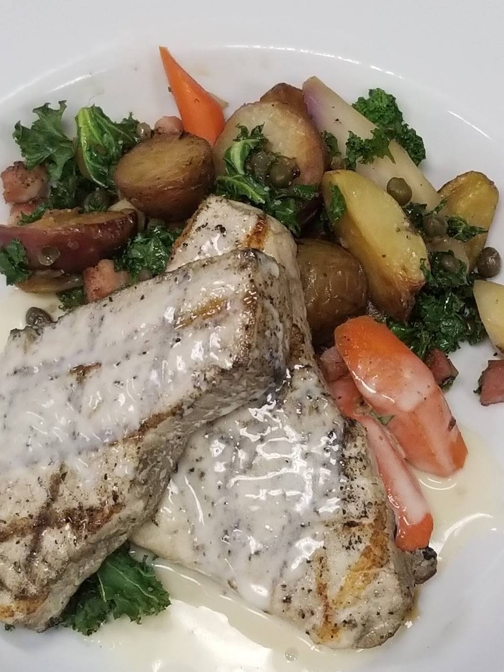 La Jolla | restaurant | 8147 Vaughn Rd, Montgomery, AL 36116, USA | 3343562600 OR +1 334-356-2600