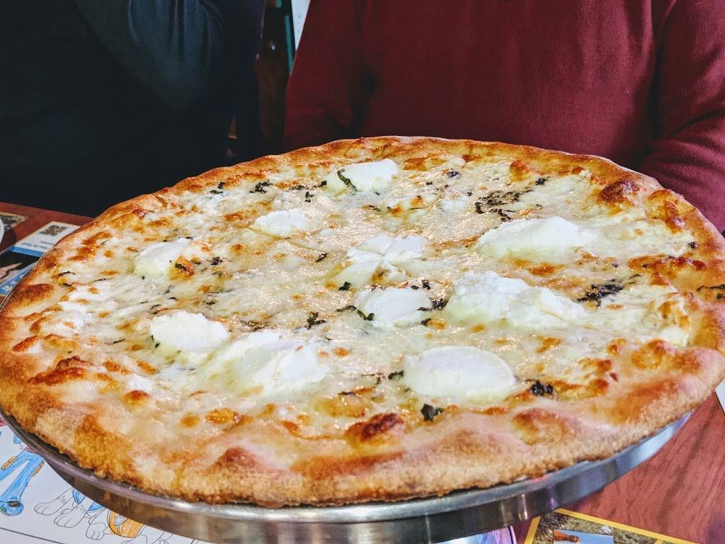 Mulligans Bar & Restaurant | restaurant | 203 Squankum Yellowbrook Rd, Farmingdale, NJ 07727, USA | 7329386166 OR +1 732-938-6166