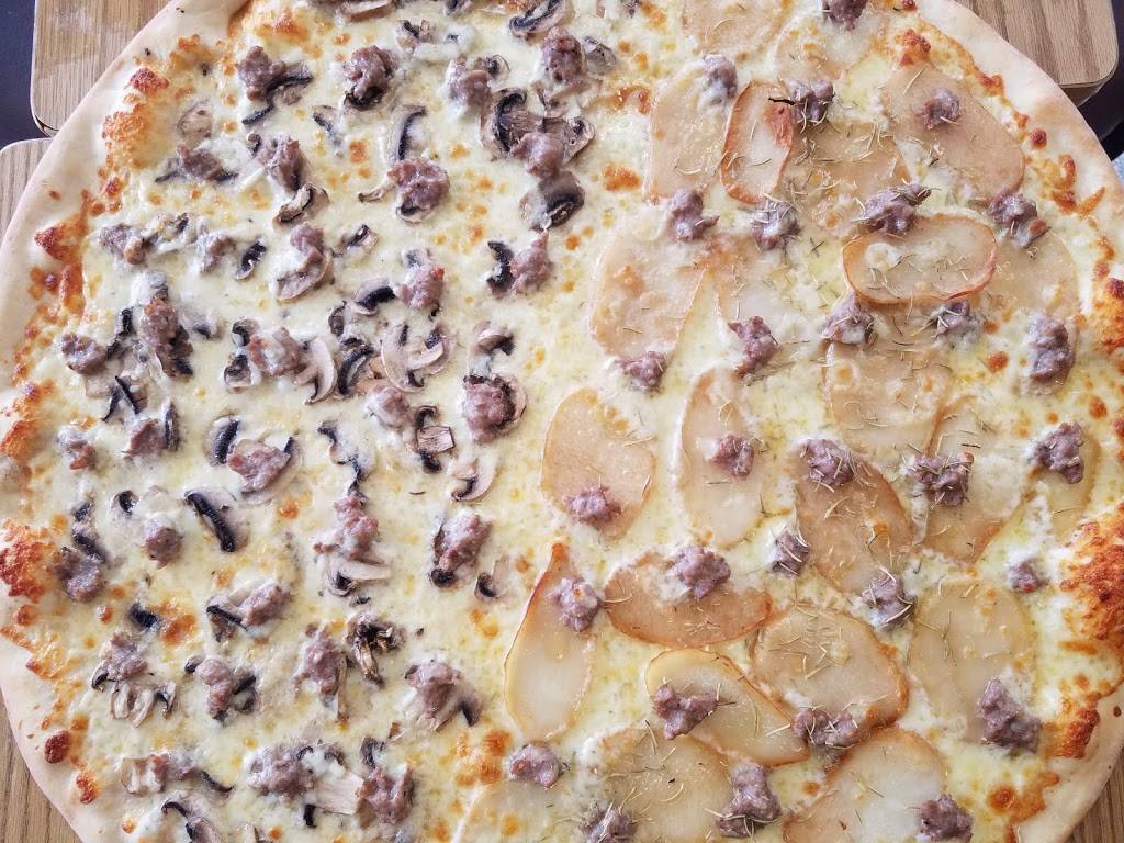 La Pizza | restaurant | 240 Harrison Ave, Harrison, NJ 07029, USA | 9733501999 OR +1 973-350-1999