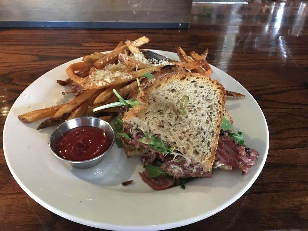 3rd & 3rd | restaurant | 301 NE 3rd Ave, Delray Beach, FL 33444, USA | 5613031939 OR +1 561-303-1939