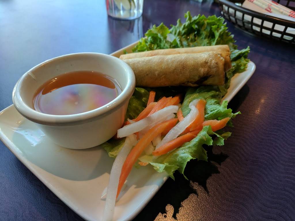 Pho Palace 2 Noodles & Grill | restaurant | 3300 E Broad St #136, Mansfield, TX 76063, USA | 8174050108 OR +1 817-405-0108