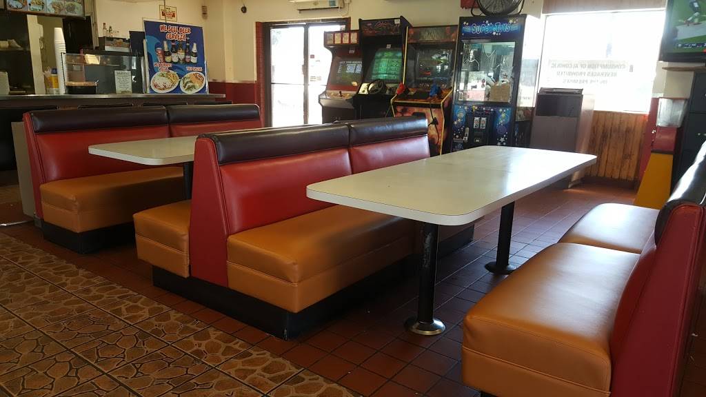 Perry Burger | restaurant | 6402 Florence Ave, Bell Gardens, CA 90201, USA | 5629282466 OR +1 562-928-2466