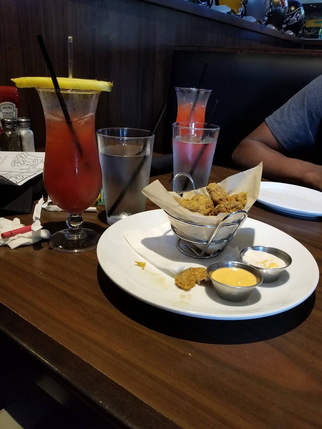 Duffys Sports Grill | restaurant | 525 E Altamonte Dr, Altamonte Springs, FL 32701, USA | 4076369980 OR +1 407-636-9980