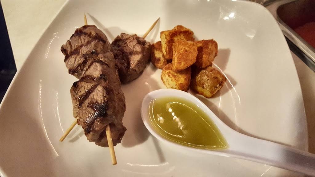 Metropolis | restaurant | 520 Old Stoney Rd #2221, Corolla, NC 27927, USA | 2524536167 OR +1 252-453-6167