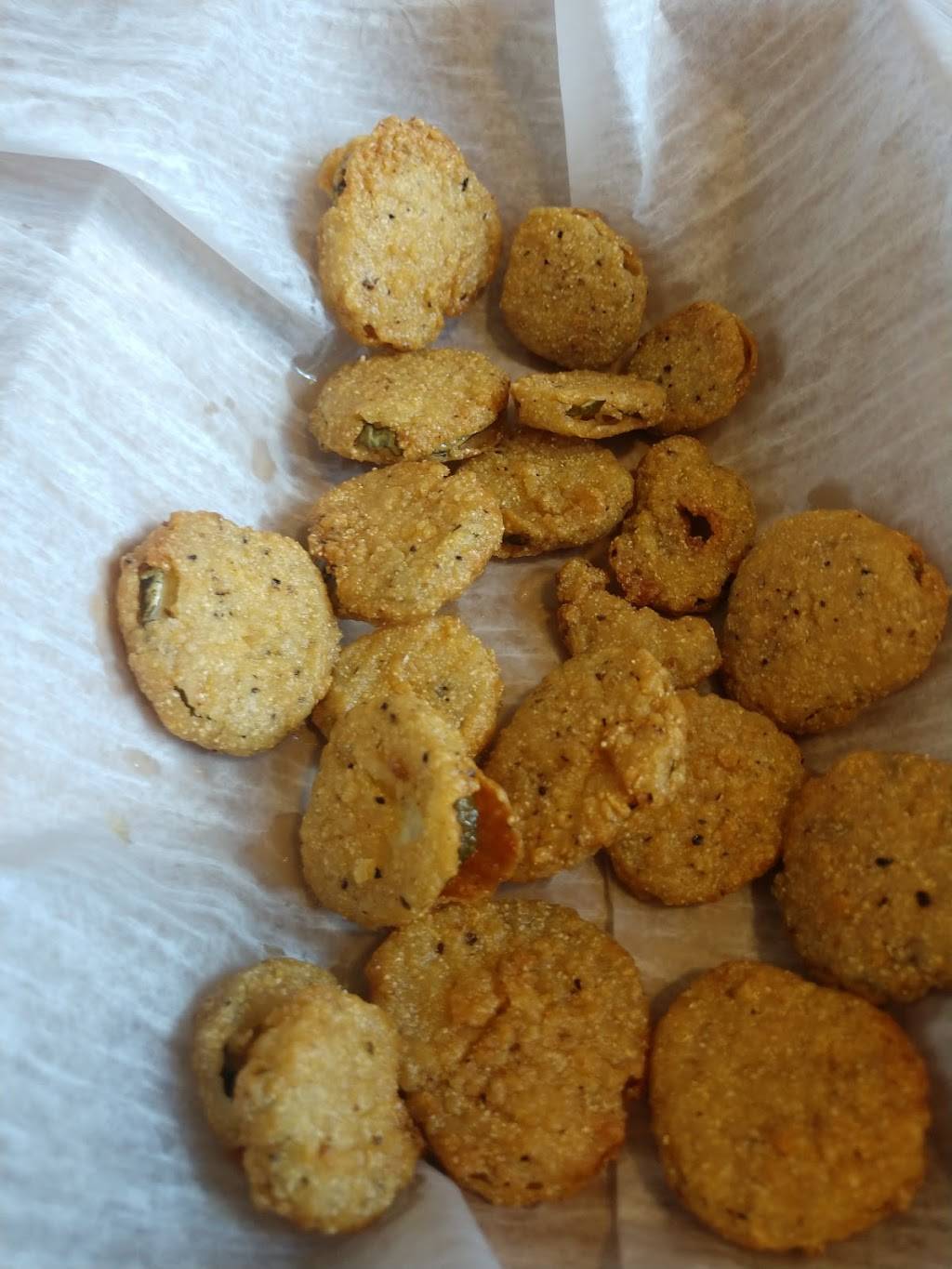 Wildcatters Grill | restaurant | 1721 Jackson Ave, Charleston, IL 61920, USA | 2175122105 OR +1 217-512-2105