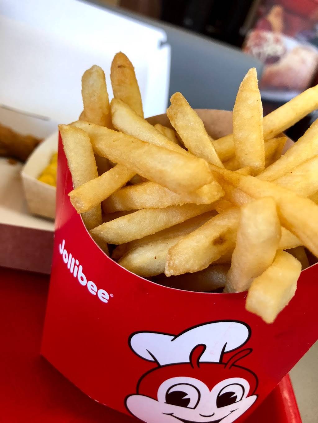 Jollibee | meal delivery | 139 W Carson St, Carson, CA 90745, USA | 3105131941 OR +1 310-513-1941