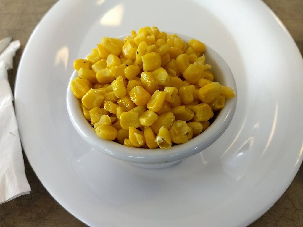 Boston Market | restaurant | 120 W. Mitchell Hammock, Oviedo, FL 32765, USA | 4073590502 OR +1 407-359-0502