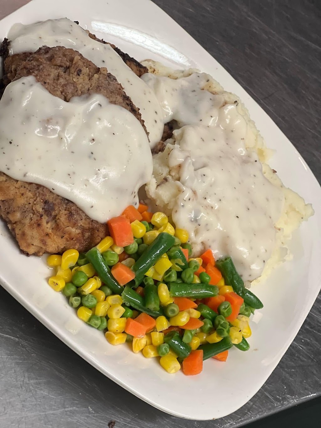 A&J Cafe | restaurant | 333 Nimitz Dr, Grants, NM 87020, USA | 5052857475 OR +1 505-285-7475