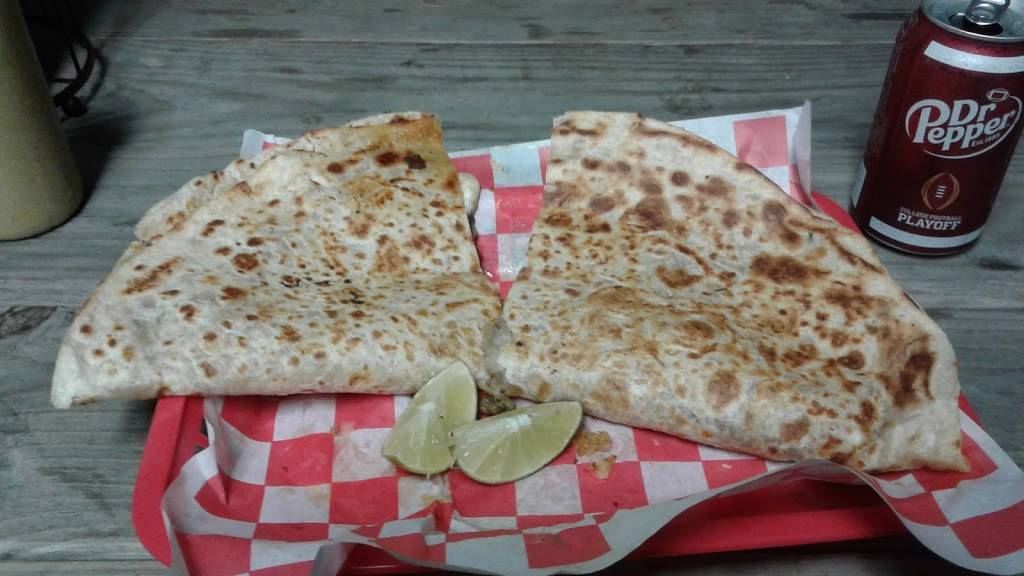 Texas Tacos | restaurant | 208 S Main St, Highlands, TX 77562, USA | 2818398661 OR +1 281-839-8661