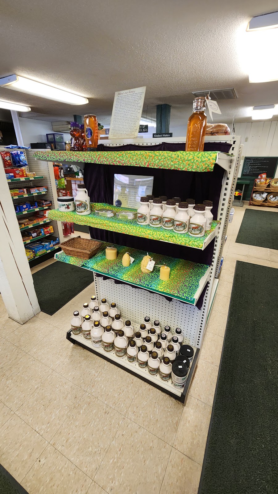 Weston Market Place | meal takeaway | 722 Main St, Weston, VT 05161, USA | 8027725995 OR +1 802-772-5995