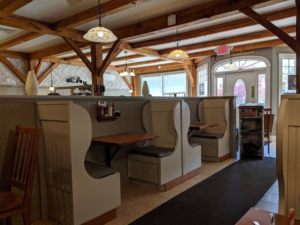 Linda Jeans Restaurant | restaurant | 25 Circuit Ave Circuit Avenue, Oak Bluffs, MA 02557, USA | 5086934093 OR +1 508-693-4093