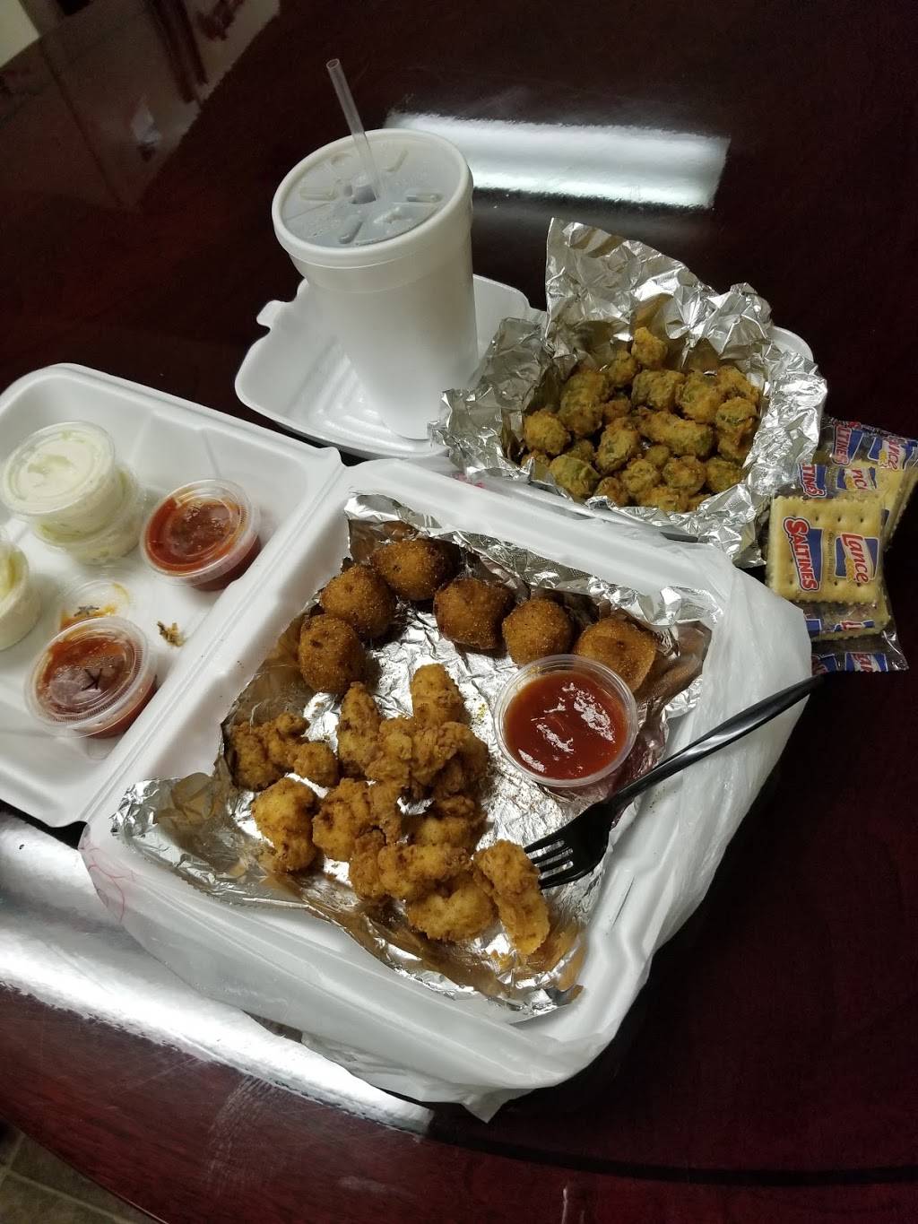 Frillys Seafood Bayou Kitchen | restaurant | 1925 Denison St, Denton, TX 76201, USA | 9402432126 OR +1 940-243-2126