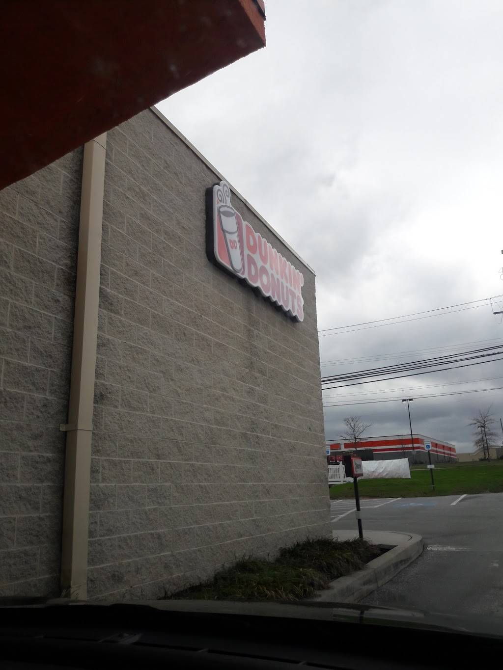 Dunkin | bakery | 321 N 3rd St, Oxford, PA 19363, USA | 6109321992 OR +1 610-932-1992