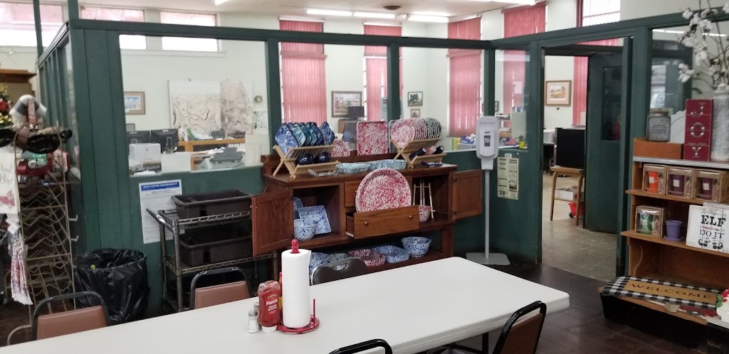 Pickens Store & Restaurant | restaurant | 122 Pickens Rd, Pickens, AR 71662, USA | 8703825266 OR +1 870-382-5266