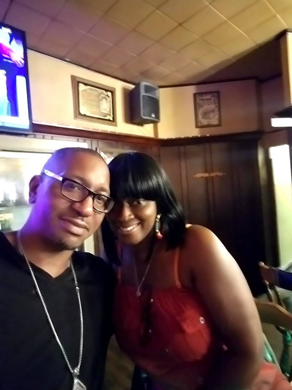 Waterford Inn | restaurant | 6825 Ludlow St, Upper Darby, PA 19082, USA | 6103527300 OR +1 610-352-7300