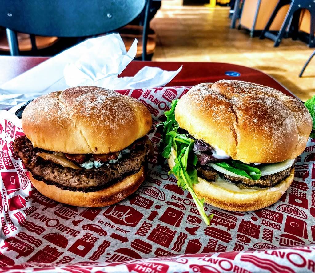 Jack in the Box | restaurant | 4085 Railroad Ave, Redding, CA 96001, USA | 5302443828 OR +1 530-244-3828