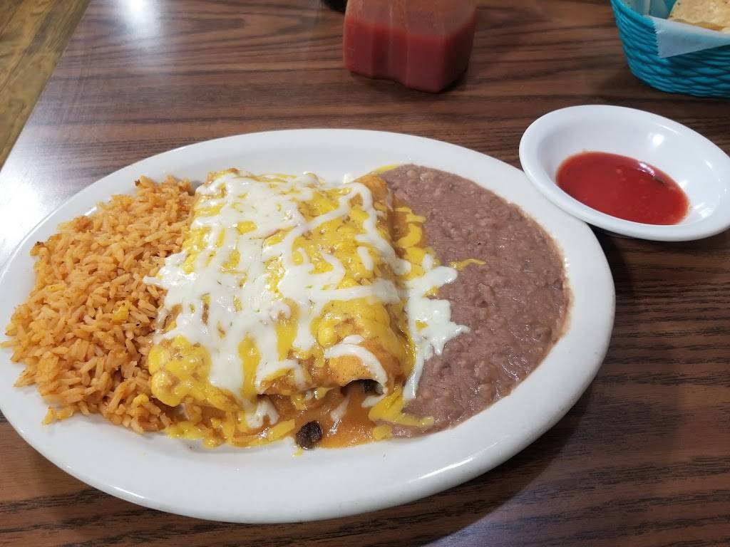 Robles Mexican Restaurant | restaurant | 1046 W St Marys St, Centerville, TX 75833, USA | 9035363806 OR +1 903-536-3806