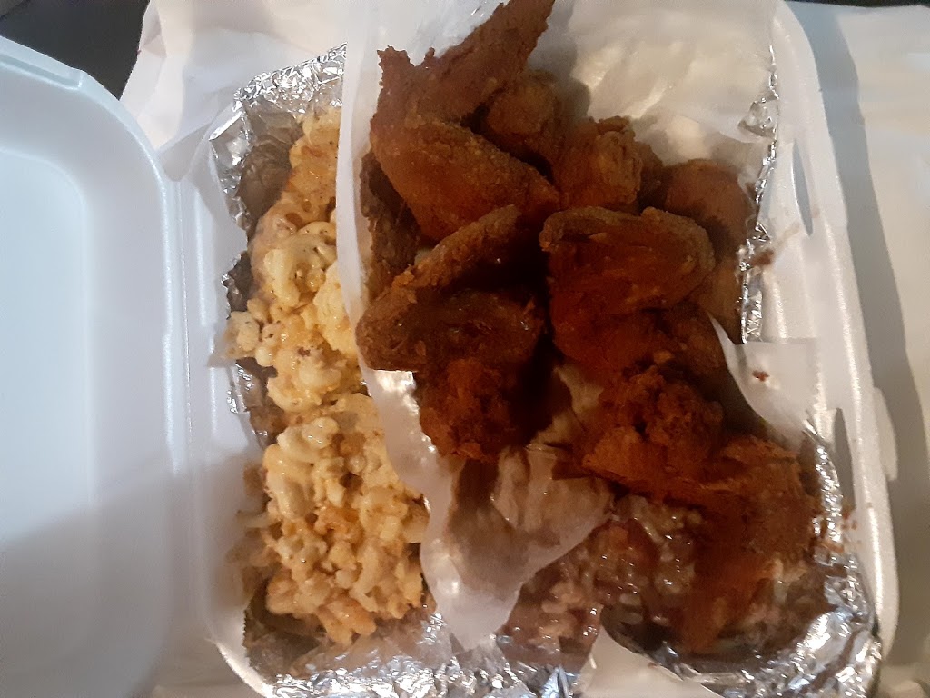 Wings Greens and Things | restaurant | 6767 S South Chicago Ave, Chicago, IL 60637, USA | 7736755295 OR +1 773-675-5295