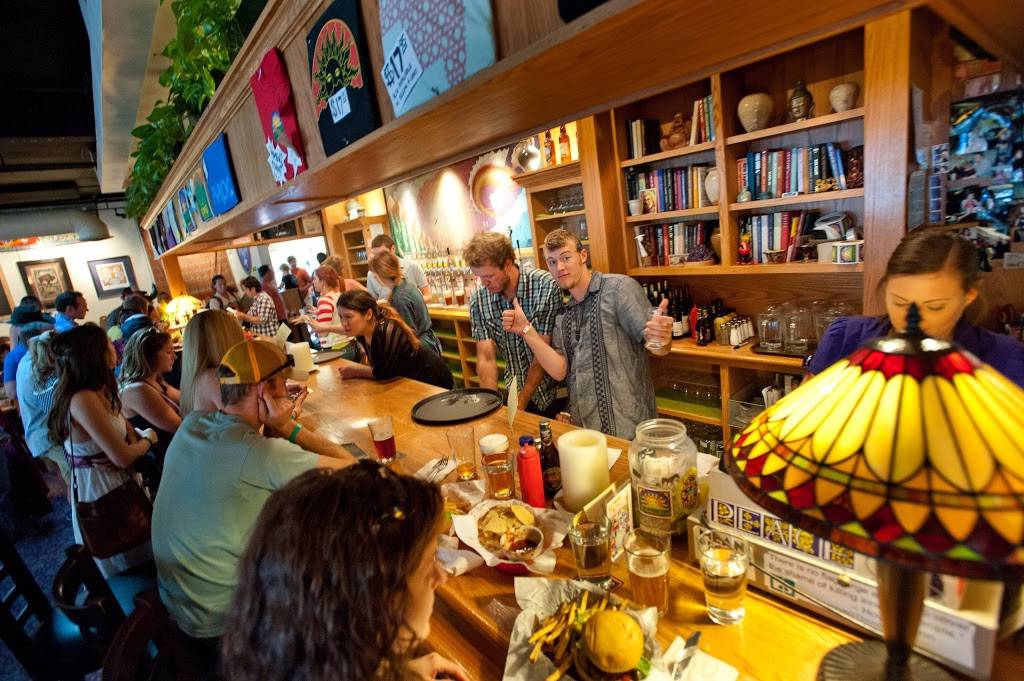 Vine Street Pub & Brewery | restaurant | 1700 Vine St, Denver, CO 80206, USA | 3033882337 OR +1 303-388-2337