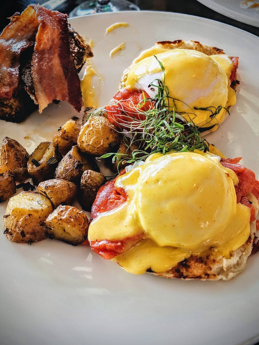 Art House Cafe | restaurant | 111 N Tacoma Ave, Tacoma, WA 98403, USA | 2532122011 OR +1 253-212-2011